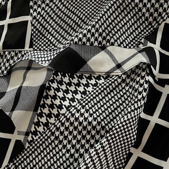 Calvin Klein Black and White Asymmetrical Dress - Picture 7 of 8